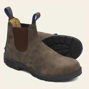 NWT Blundstone 584 MEN'S THERMAL CHELSEA BOOTS - RUSTIC BROWN (size 10)